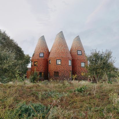Bumpers Oast house by ACME