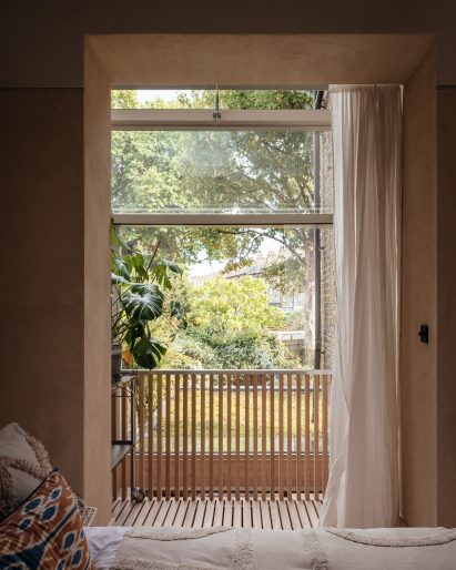 Bedroom of Walled Garden home by Nimtim Architects