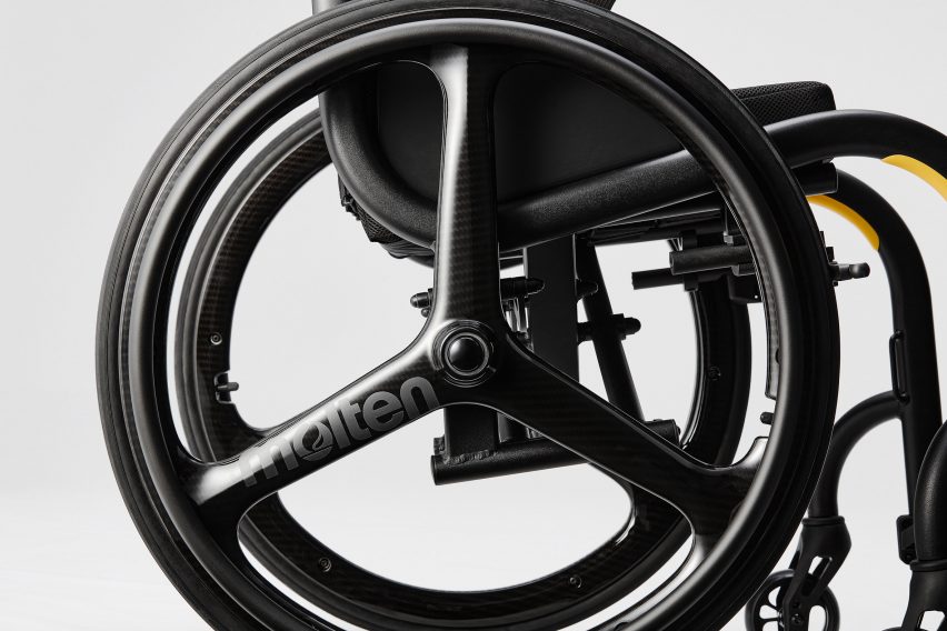 Wheeliy 2.0 wheelchair by Quantum