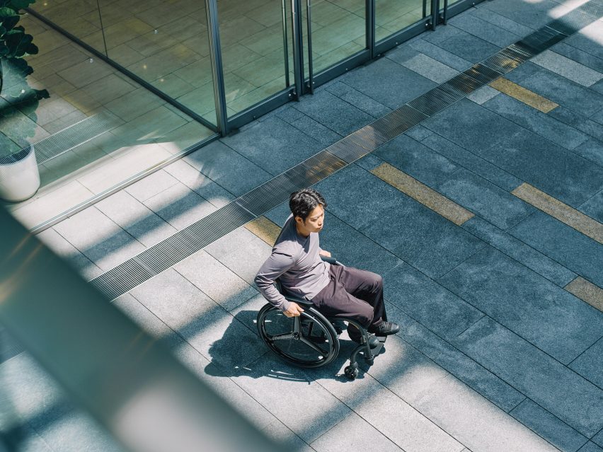 Wheeliy 2.0 wheelchair by Quantum
