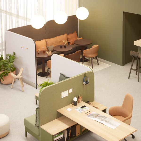 Office with modular furniture system