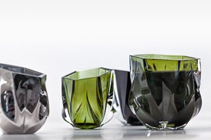 Black and green scented candles