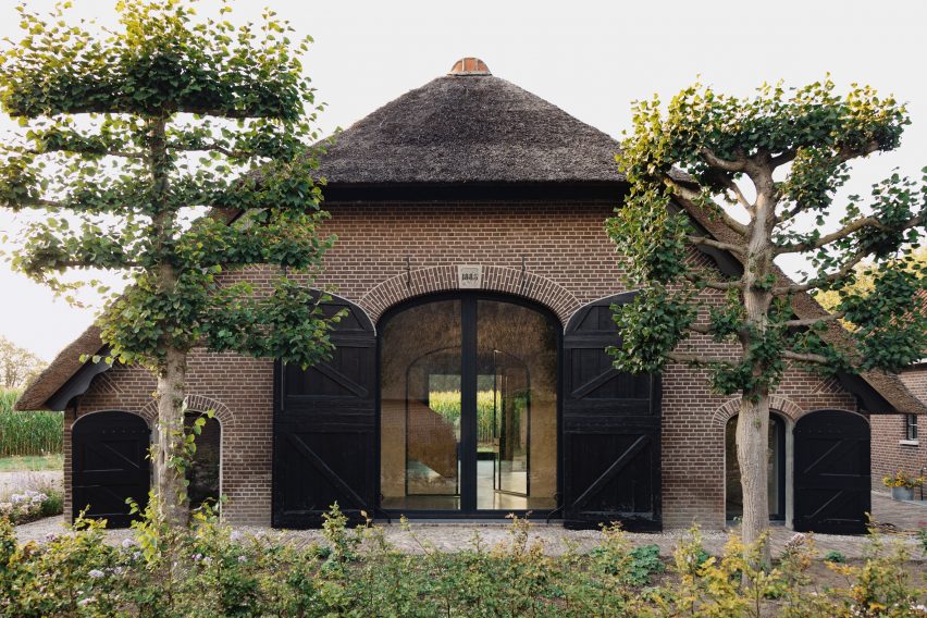 Glazed doors of Barn at the Ahof by Julia van Beuningen