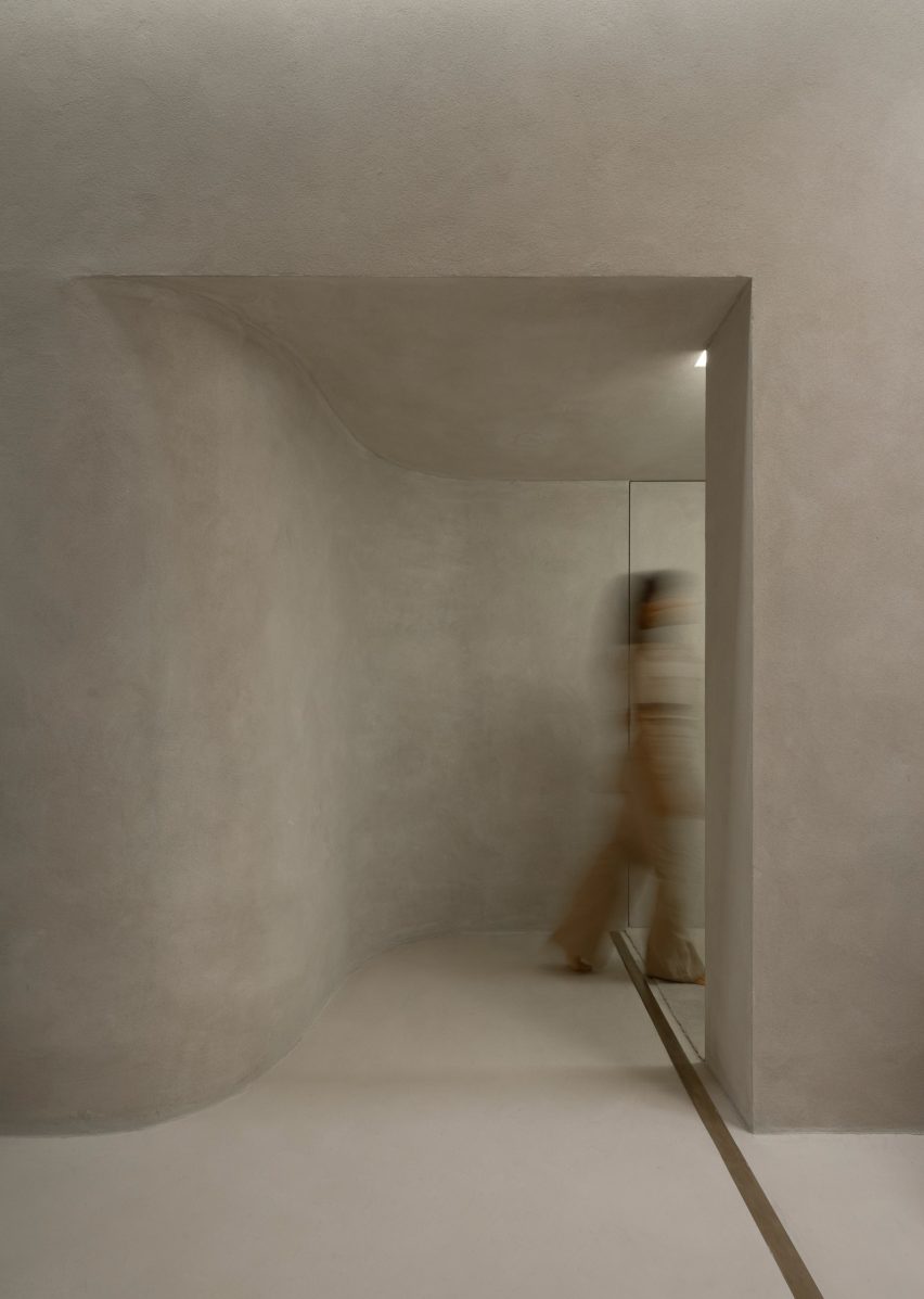 Haight clothing store by AIA Estúdio