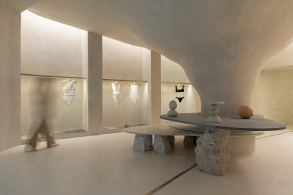 Haight clothing store by AIA Estúdio