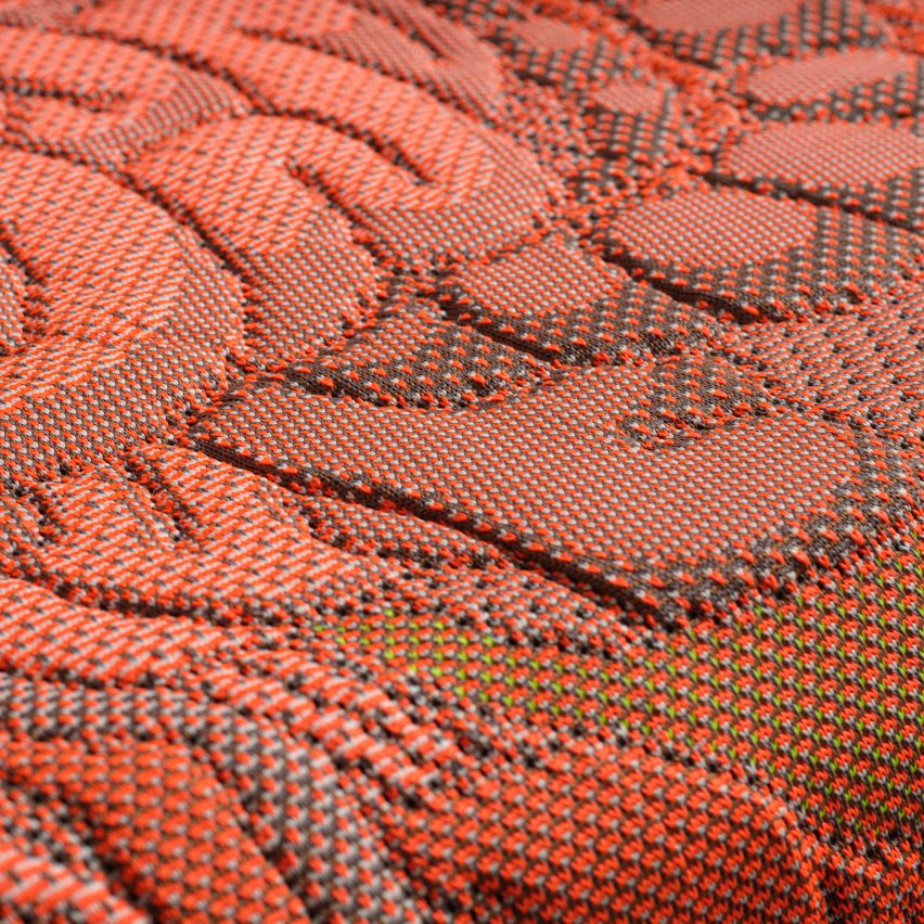 Anatomic chair by Nynke Tynagel