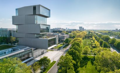 Building with multiple cantilevered blocks