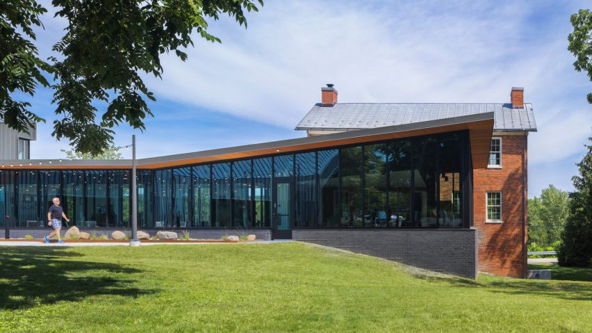 Federal House
