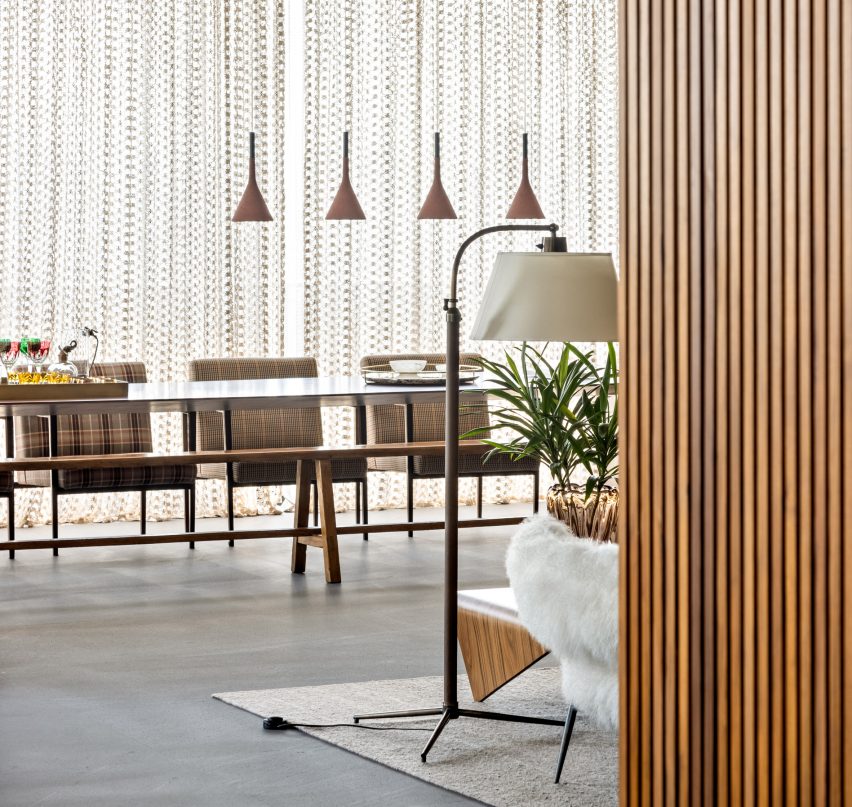 Curtain in Flat#6 by Studio MK27