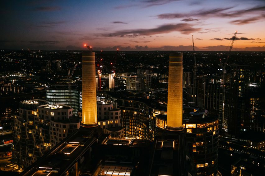 Lift 109 attraction in Battersea Power Station chimney by Ralph Appelbaum Associates and WilkinsonEyre