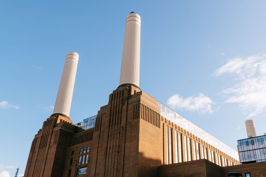Lift 109 attraction in Battersea Power Station chimney by Ralph Appelbaum Associates and WilkinsonEyre