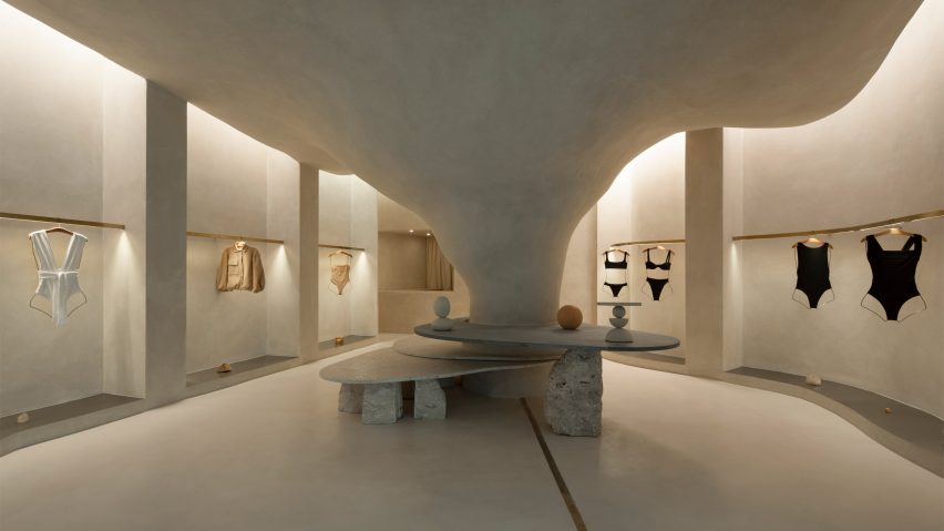 Haight clothing store by AIA Estúdio