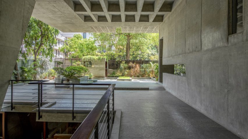 Courtyard at House of Voids by Malik Architecture