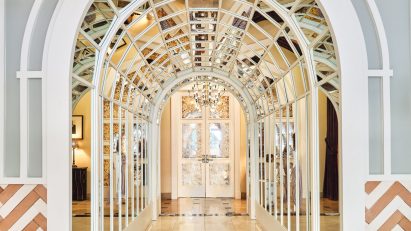 Mirror-lined arched gallery