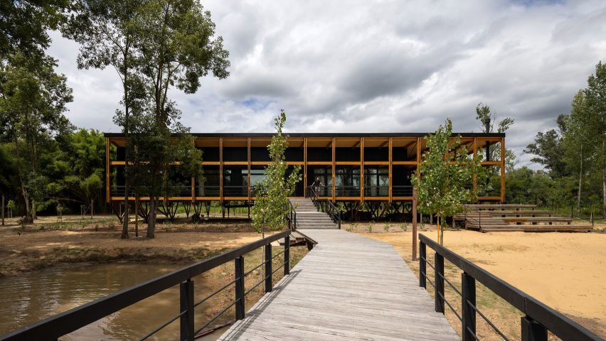 Exterior of House in the Delta by MAPA