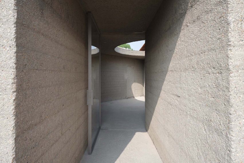 Lao Ding Feng headquarters by Neri&Hu