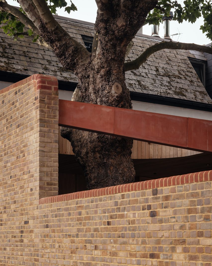 Exterior of Lea Bridge Library by Studio Weave
