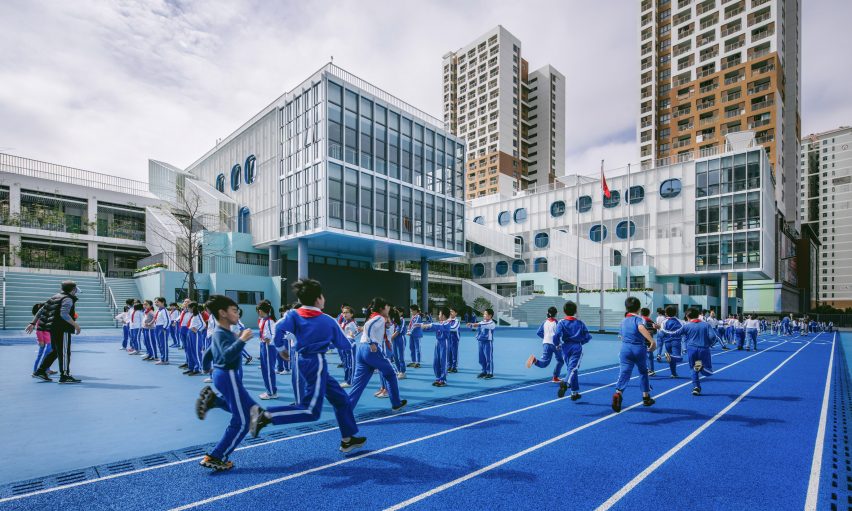 Fuqiang Elementary School by People's Architecture Office