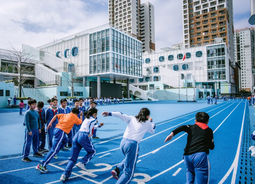 Fuqiang Elementary School by People's Architecture Office