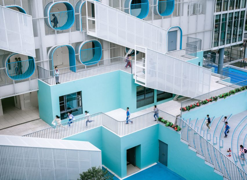 Fuqiang Elementary School by People's Architecture Office