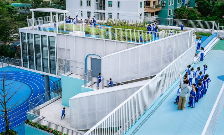 Fuqiang Elementary School by People's Architecture Office