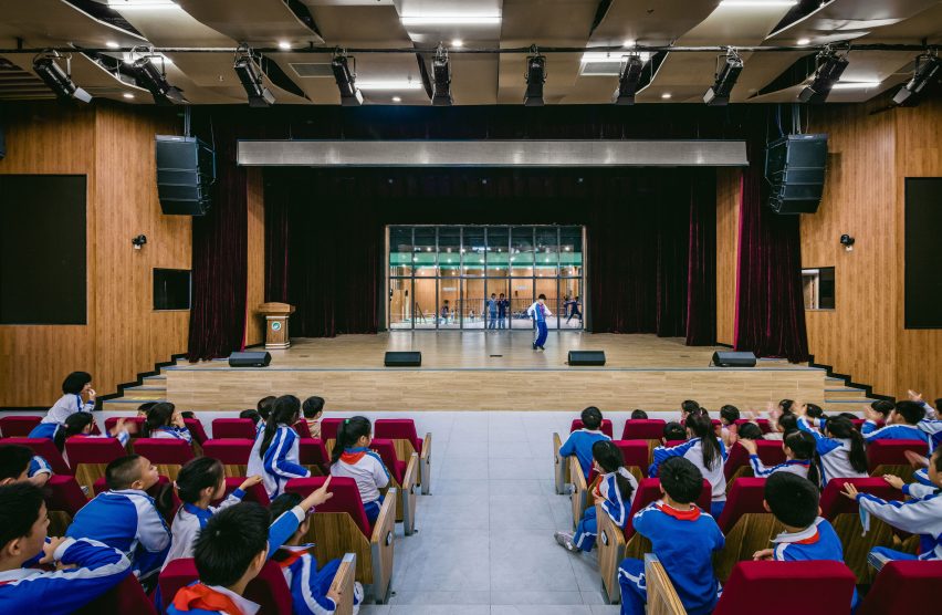 Theatre in Fuqiang Elementary School by People's Architecture Office