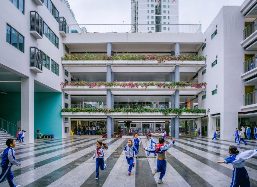 Fuqiang Elementary School by People's Architecture Office