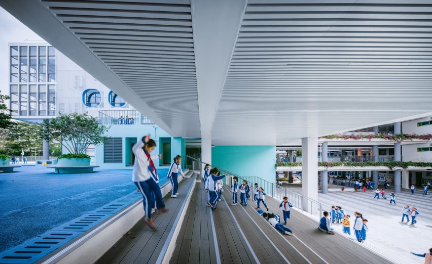 Fuqiang Elementary School by People's Architecture Office