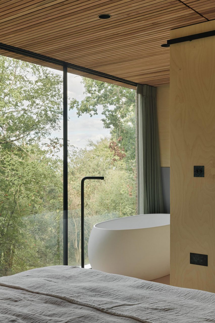 Bathroom inside Looking Glass Lodge