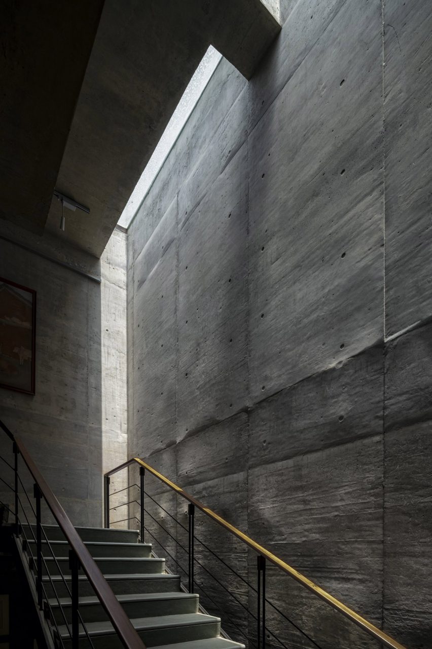 House of Voids by Malik Architecture