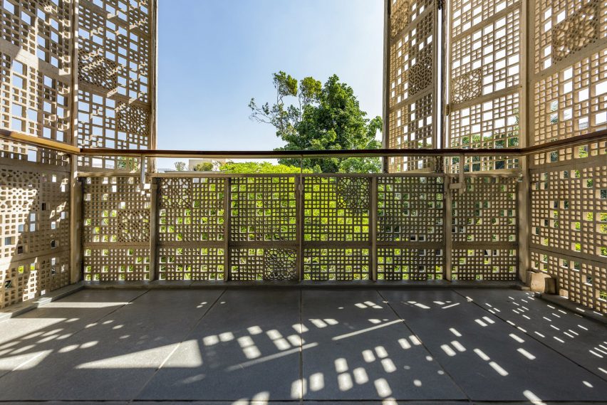 House of Voids by Malik Architecture