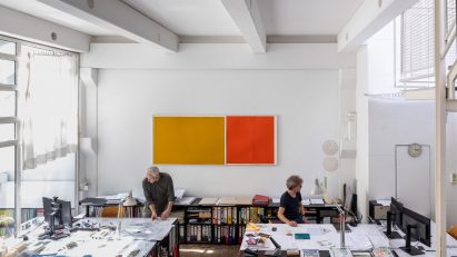 Interior image of a workspace at Steidle architekten Gesellschaft von Architekten und Stadtplanern studio