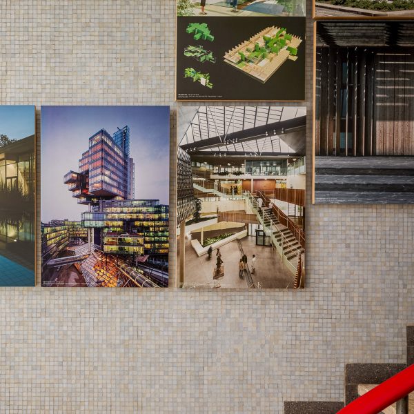 Interior image of a workspace at Behnisch Architekten