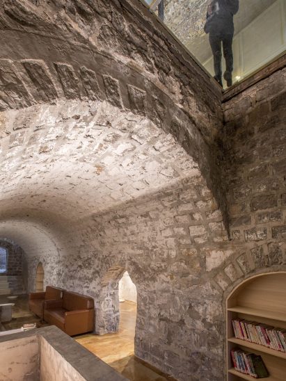 Vault inside Chinese cultural centre by Aurelien Chen
