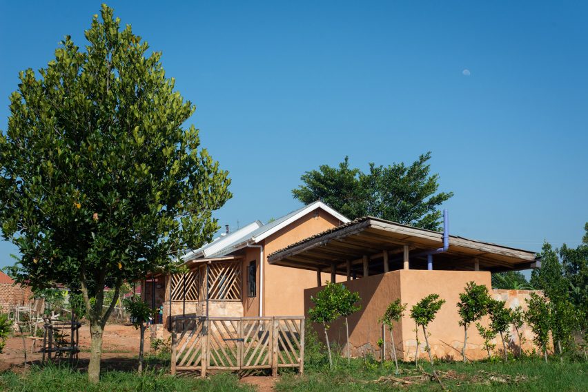 Exterior of the Mustardseed Junior School in Uganda by Localworks