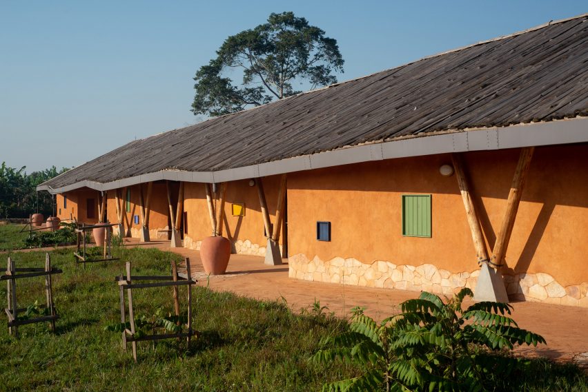 Exterior of the Mustardseed Junior School in Uganda by Localworks