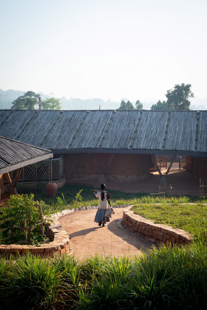 Exterior of the Mustardseed Junior School in Uganda by Localworks