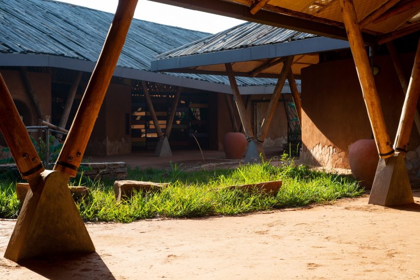 Exterior of the Mustardseed Junior School in Uganda by Localworks