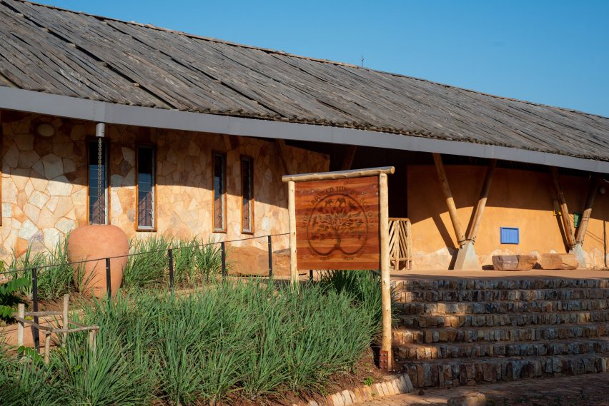 Exterior of the Mustardseed Junior School in Uganda by Localworks