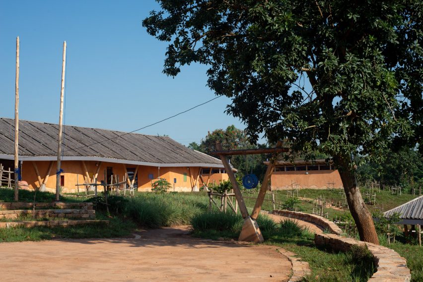 Exterior of the Mustardseed Junior School in Uganda by Localworks
