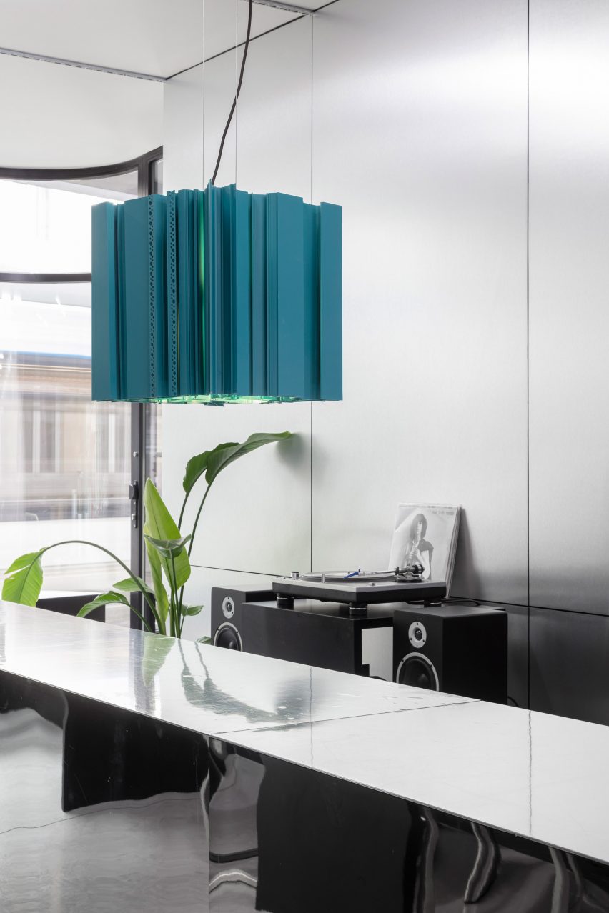 Blue High Profile pendant lamp by MVRDV and Delta Light