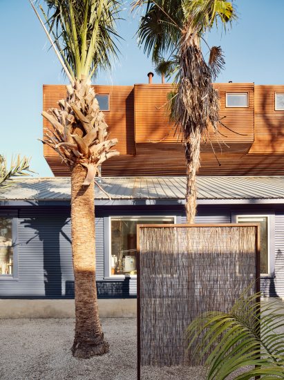 A house extension above a bungalow