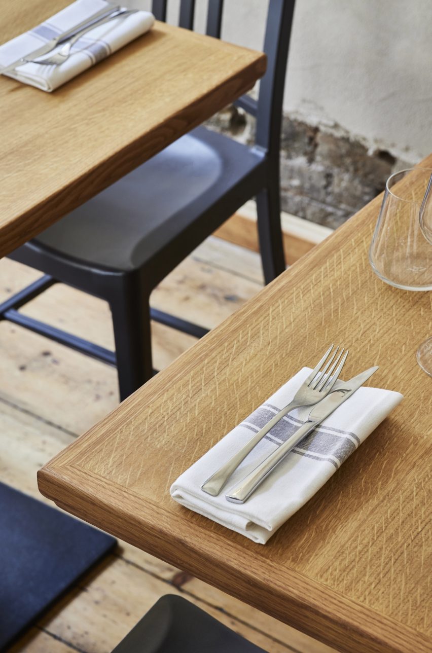 Apricity restaurant by Object Space Place