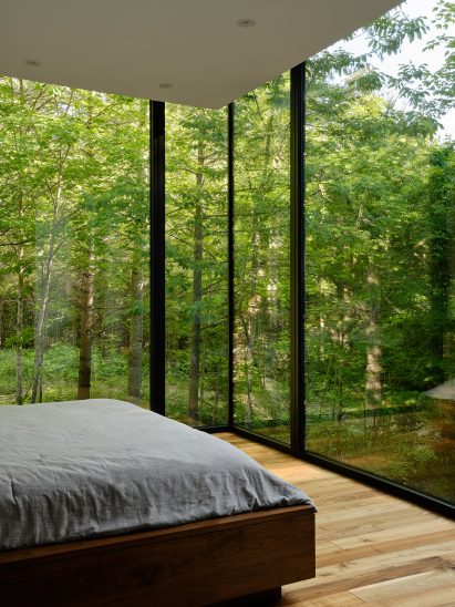 Floor-to-ceiling glazing