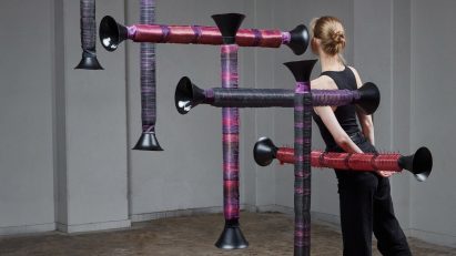 Re-Sounding Yarn installation by Paula Vogels