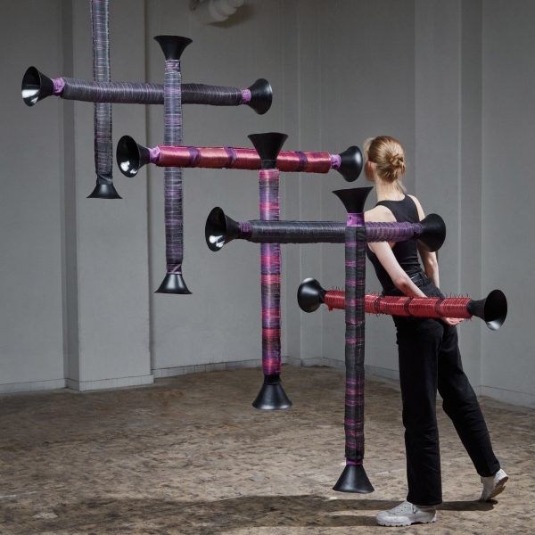 Re-Sounding Yarn installation by Paula Vogels