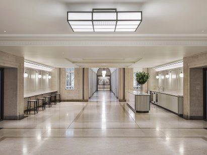 Interior image of a corridor at 80 the Strand