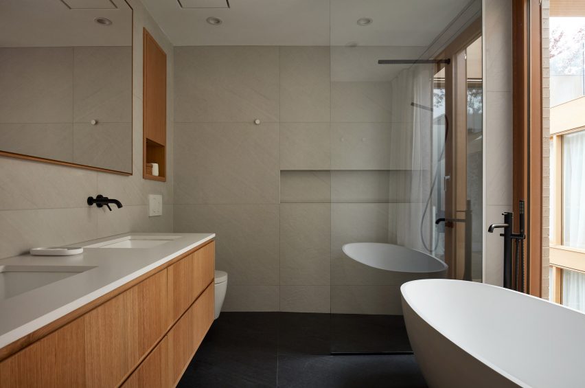 Resther Residence