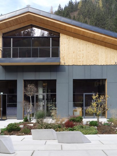 Image of the exterior of the Rieder headquarters