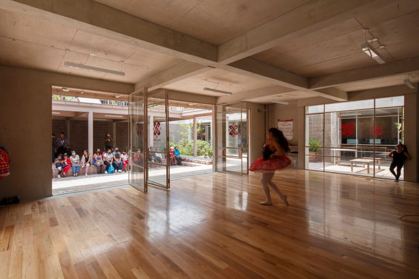 Rozana Montiel community centre